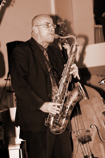 min 2006 12 15 beaune boogie 253 sepia